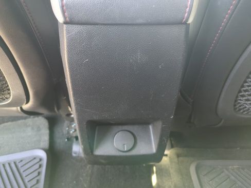 Used 2012 GMC Terrain SLT w/ Cargo Package FWD image 21