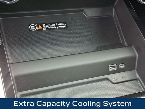 Used 2025 Chevrolet Tahoe High Country image 29