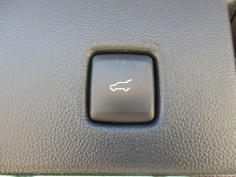 Used 2024 Ford Escape ST-Line w/ Tech Pack #1 AWD/4WD image 18