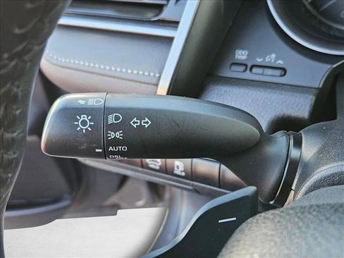 Used 2024 Toyota Camry SE FWD image 16