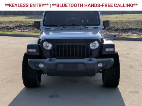 Used 2020 Jeep Wrangler Unlimited Sport S image 2
