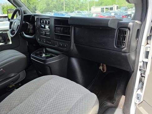 Used 2016 Chevrolet Express 3500 LT w/ LT Preferred Equipment Group RWD image 12