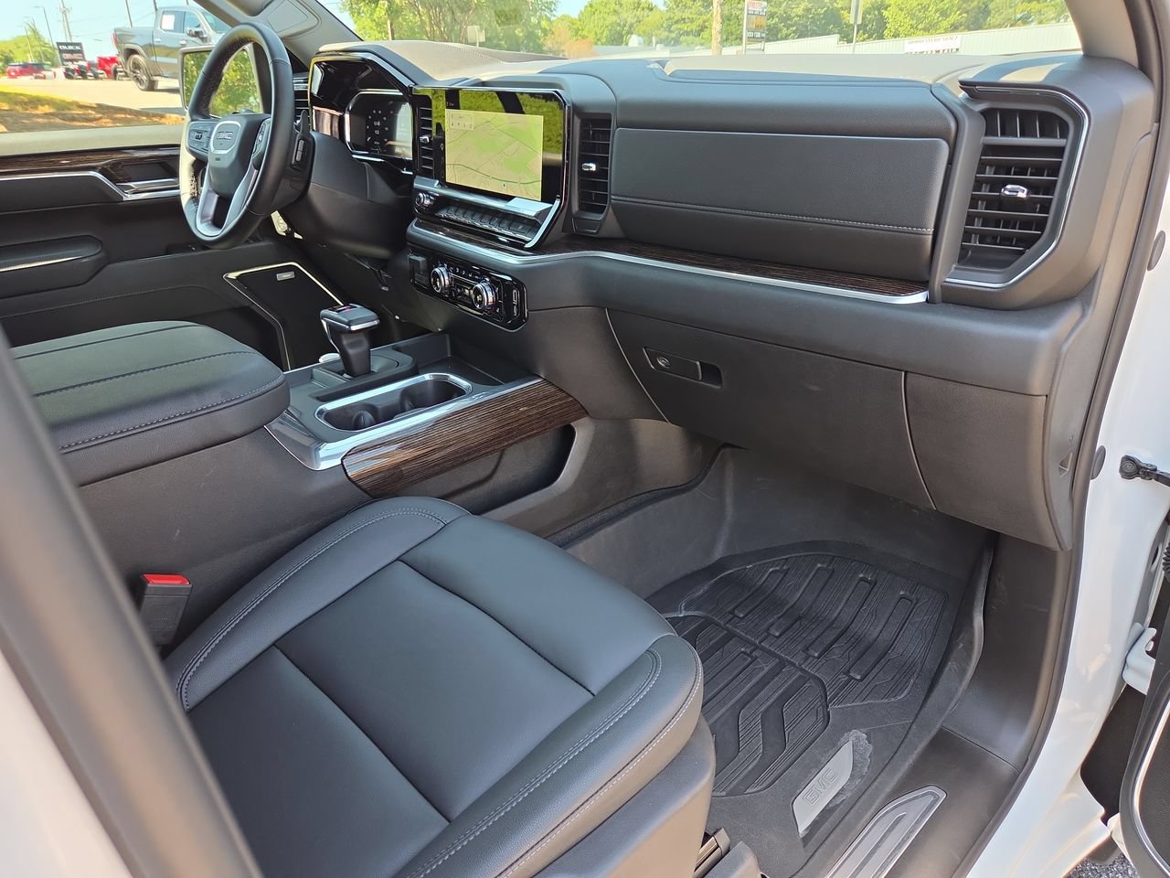 Used 2026 GMC Sierra 1500 Elevation w/ Elevation Premium Package AWD/4WD image 30