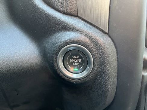 Used 2019 GMC Sierra 1500 Denali w/ Denali Ultimate Package image 21