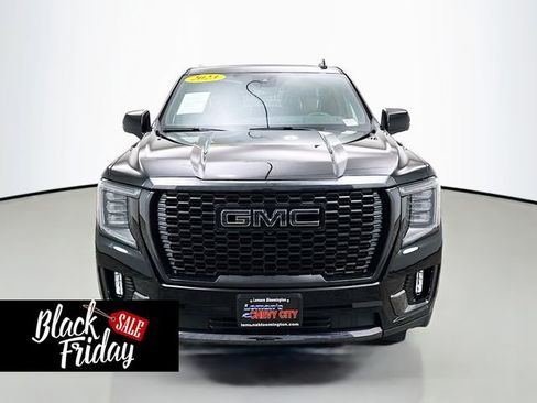 Used 2023 GMC Yukon Denali Ultimate image 2