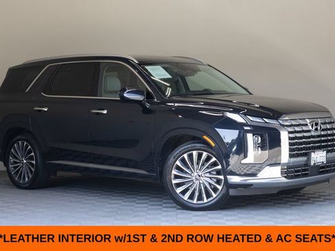 Used 2023 Hyundai Palisade Calligraphy w/ Cargo Package AWD/4WD image 2