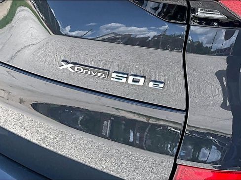 Used 2026 BMW X5 xDrive50e w/ M Sport Package AWD/4WD image 29