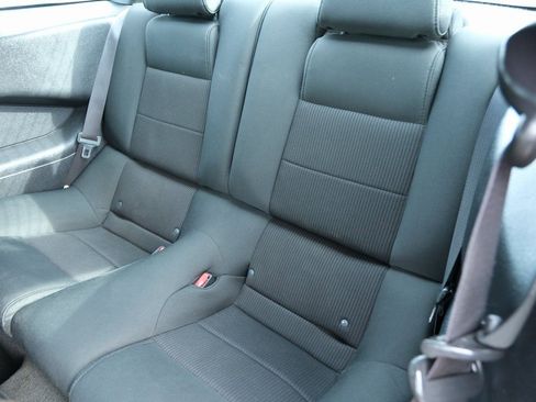 Used 2014 Ford Mustang Coupe RWD image 25