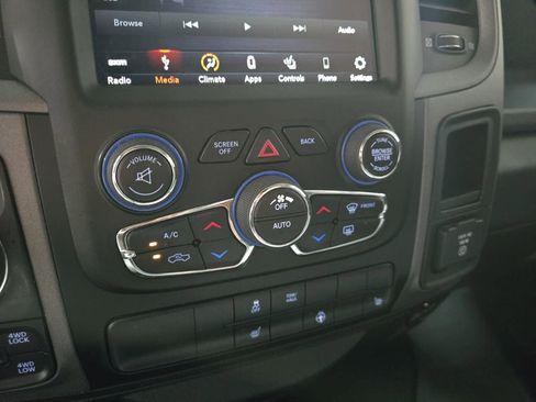 Used 2019 RAM 1500 Express w/ Wheel & Sound Group AWD/4WD image 25