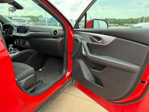 Used 2022 Chevrolet Blazer LT AWD/4WD image 23