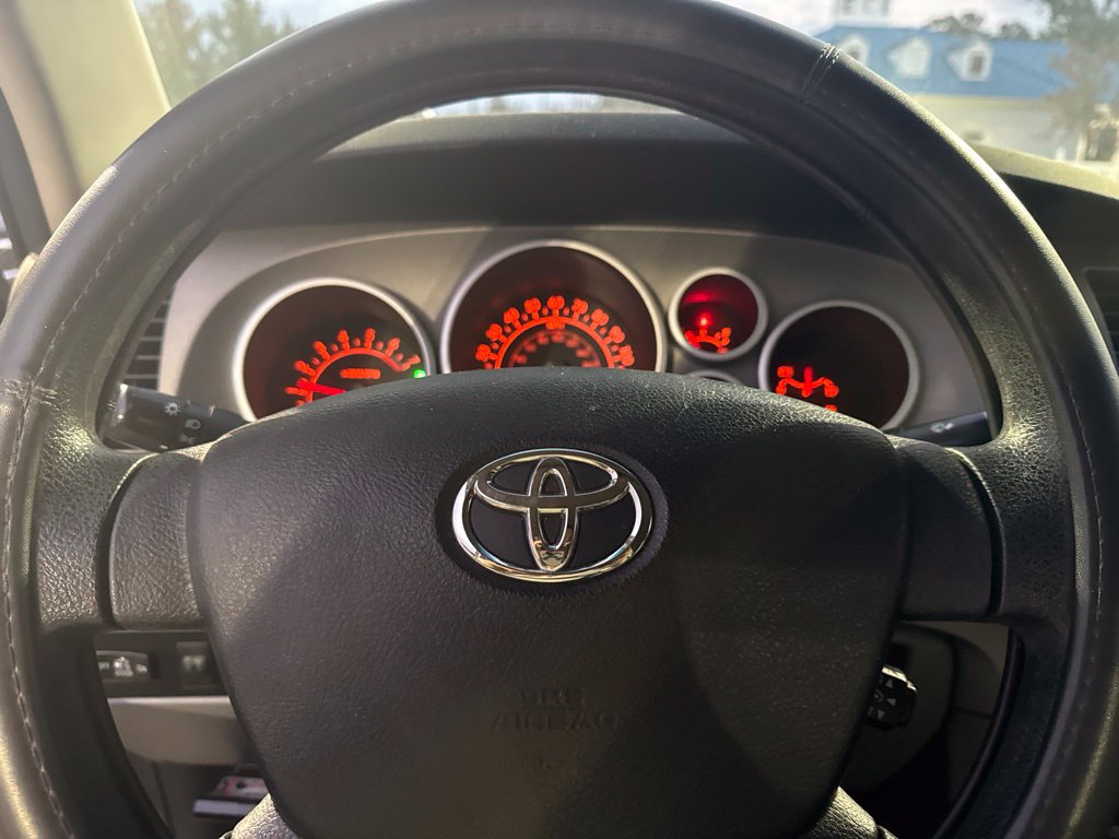 Used 2011 Toyota Tundra 2WD Double Cab w/ Tow Pkg image 8