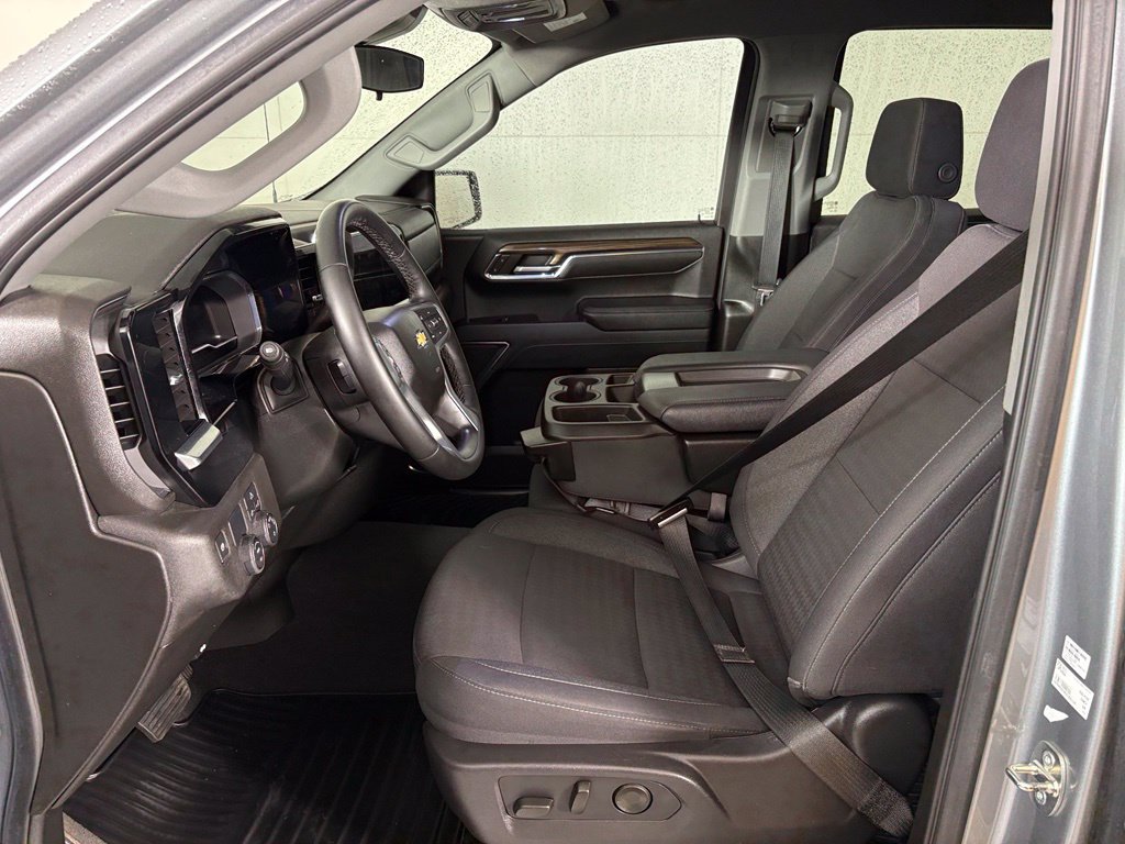 Certified 2024 Chevrolet Silverado 1500 LT RWD image 17