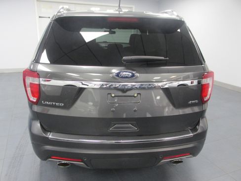 Used 2019 Ford Explorer Limited w/ Class III Trailer Tow Package image 6