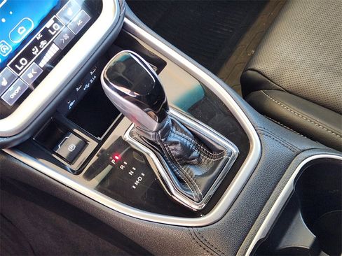 Used 2022 Subaru Outback Limited image 14