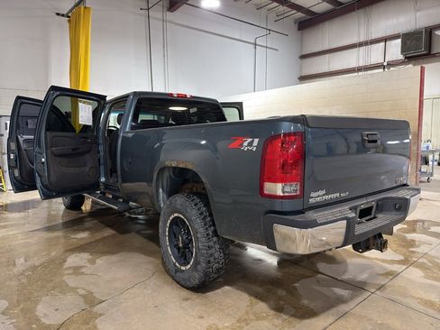 Certified 2014 GMC Sierra 3500 SLT w/ Suspension Package, Off-Road AWD/4WD image 2