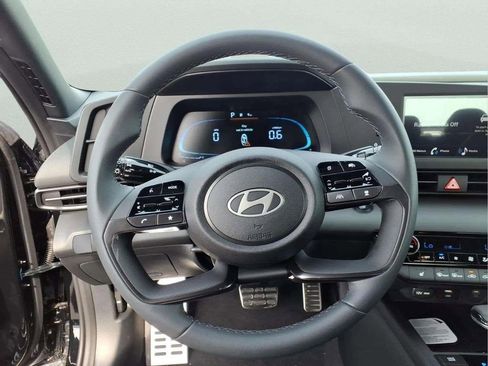 New 2026 Hyundai Elantra SEL Sport Premium FWD image 14