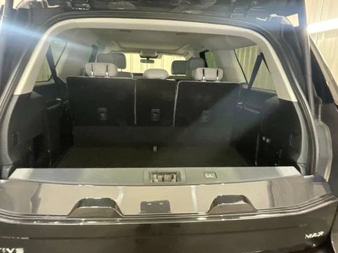 Used 2025 Ford Expedition Max Active AWD/4WD image 27