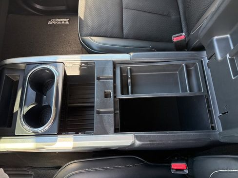 Used 2018 Nissan Titan PRO-4X image 22