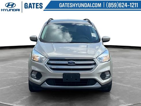 Used 2018 Ford Escape SE AWD/4WD image 4