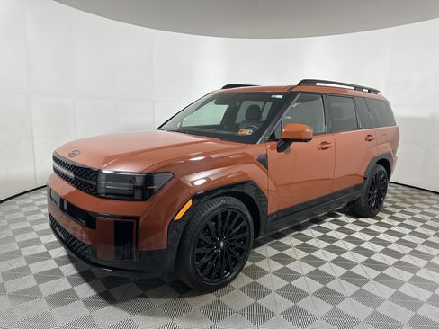 Used 2024 Hyundai Santa Fe Calligraphy image 3