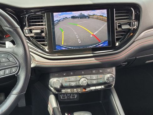 Used 2024 Dodge Durango GT image 19