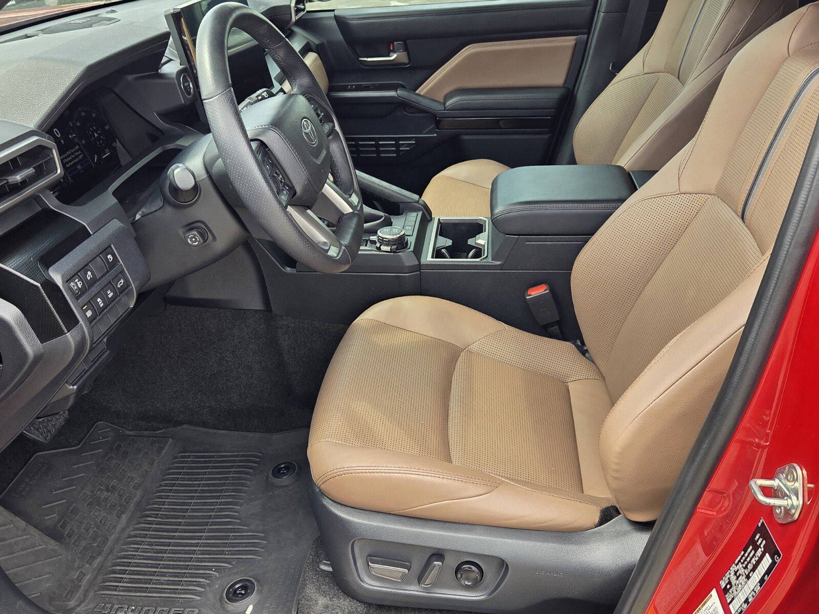Certified 2025 Toyota 4Runner Limited AWD/4WD image 4