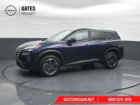Used 2024 Nissan Rogue SV FWD image 7