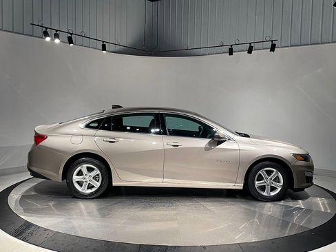 Used 2024 Chevrolet Malibu LS image 10