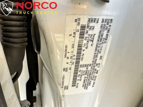 Used 2015 Ford Focus SE FWD image 21