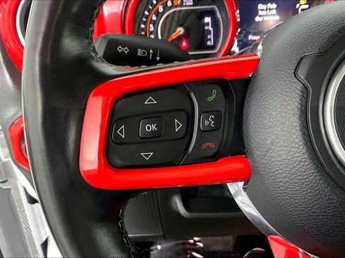Used 2022 Jeep Wrangler Unlimited Sahara w/ Cold Weather Group AWD/4WD image 17