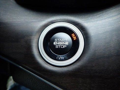 New 2025 Jeep Grand Cherokee L Limited image 24