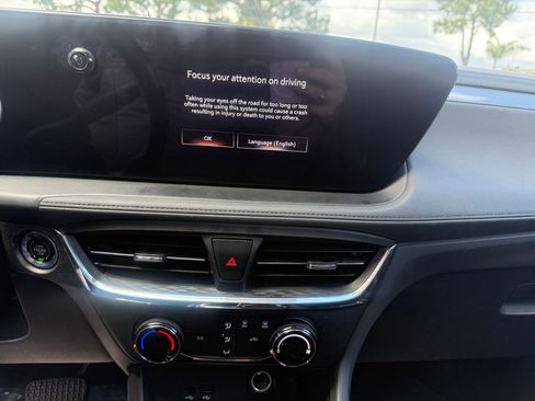 Used 2025 Buick Encore GX Preferred image 17