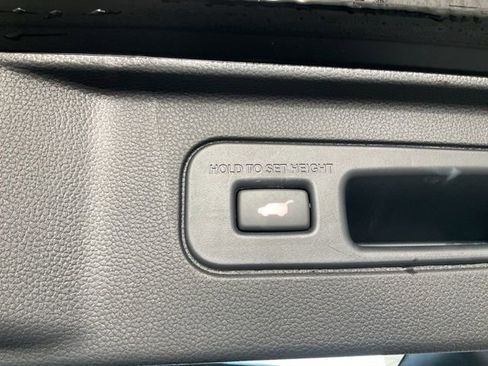 Certified 2025 Honda Pilot EX-L image 19