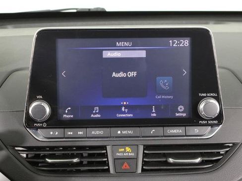 Certified 2020 Nissan Altima 2.5 SR w/ Premium Package image 5