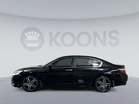 Used 2017 Honda Accord Sport Special Edition image 2