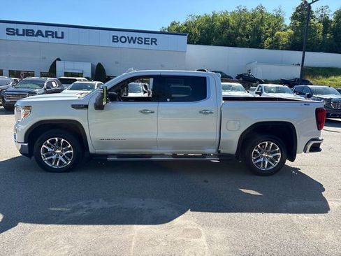 Used 2022 GMC Sierra 1500 SLT w/ SLT Premium Plus Package AWD/4WD image 2