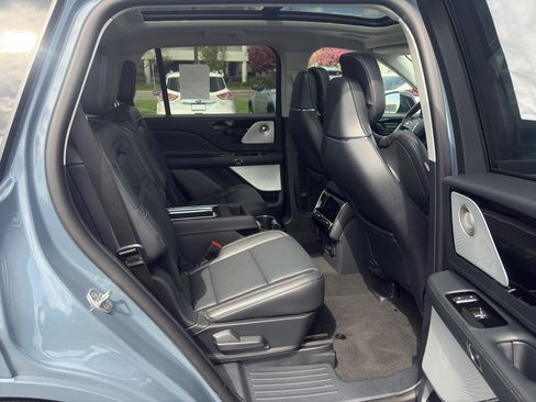New 2026 Lincoln Aviator Reserve AWD/4WD image 15