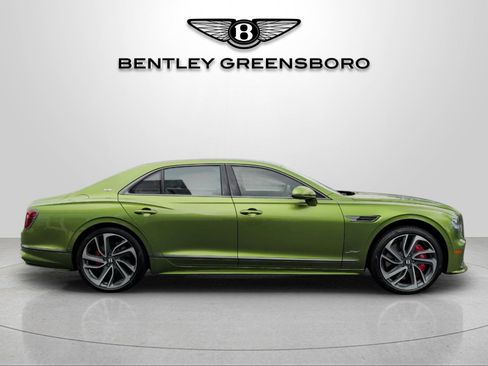 New 2025 Bentley Flying Spur Plug-In Hybrid AWD/4WD image 15