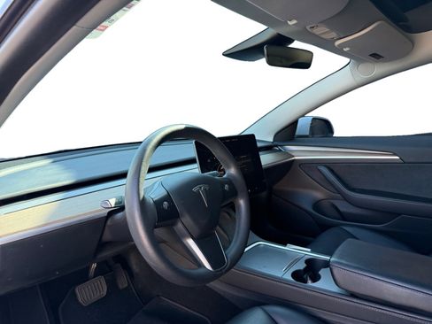 Used 2023 Tesla Model 3 Standard Range RWD image 9