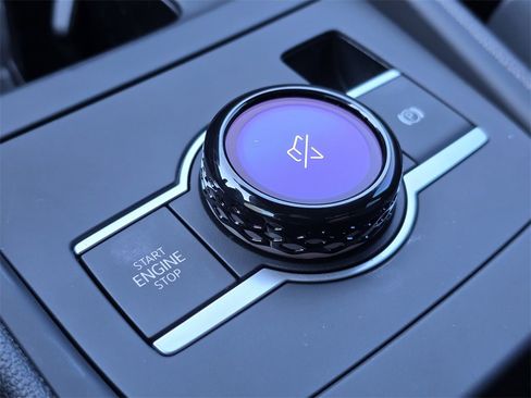 New 2026 Volkswagen Tiguan SE R-Line image 15