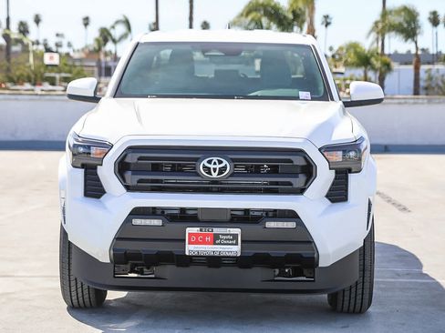 New 2026 Toyota Tacoma SR5 image 3