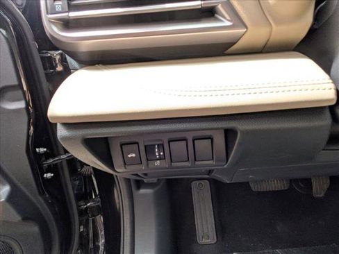 Used 2025 Subaru Legacy Limited w/ Popular Package #2 AWD/4WD image 19
