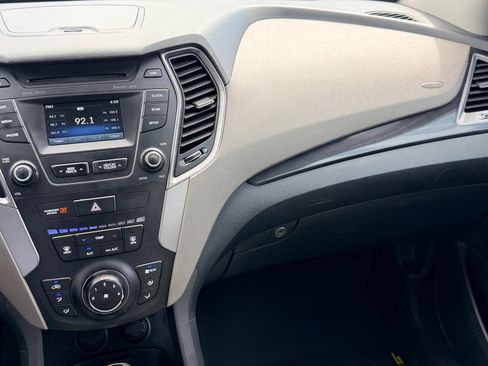Used 2015 Hyundai Santa Fe GLS AWD/4WD image 10
