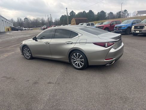 Used 2020 Lexus ES 350 w/ Premium Package image 4