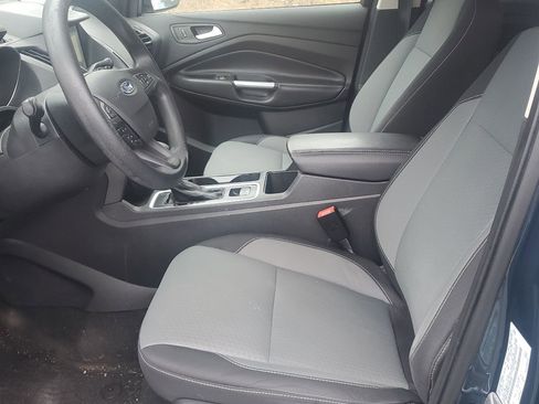 Used 2019 Ford Escape SE FWD image 9