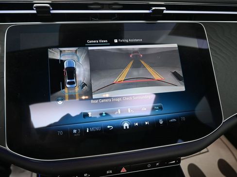 Used 2024 Mercedes-Benz E 350 4MATIC Sedan w/ Leather Package image 15