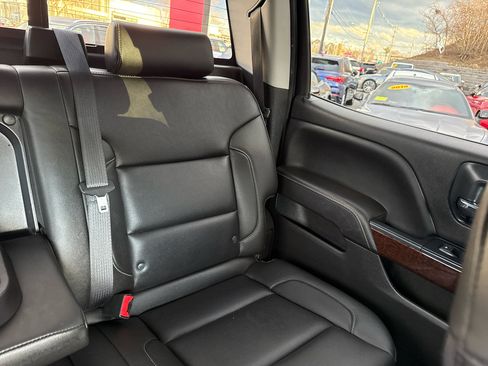 Used 2018 GMC Sierra 1500 SLT image 59