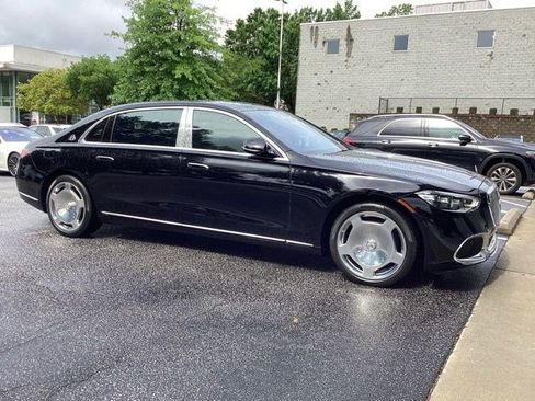 Used 2023 Mercedes-Benz Maybach S 580 4MATIC image 2