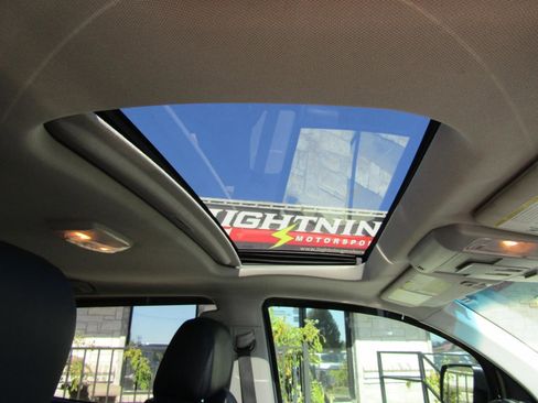 Used 2014 Toyota Tundra Platinum image 8