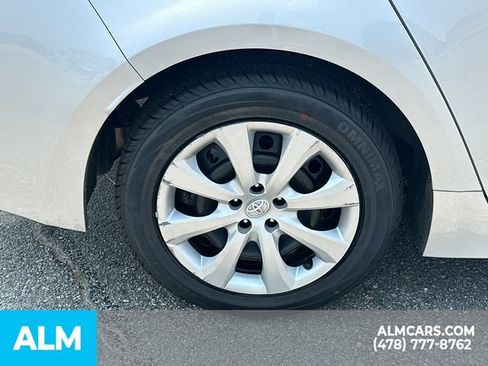 Used 2024 Toyota Corolla LE FWD image 20